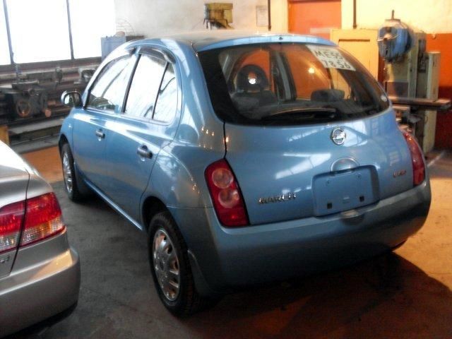 2003 Nissan March