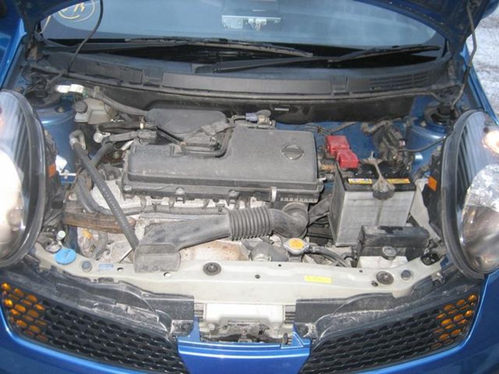 2003 Nissan March