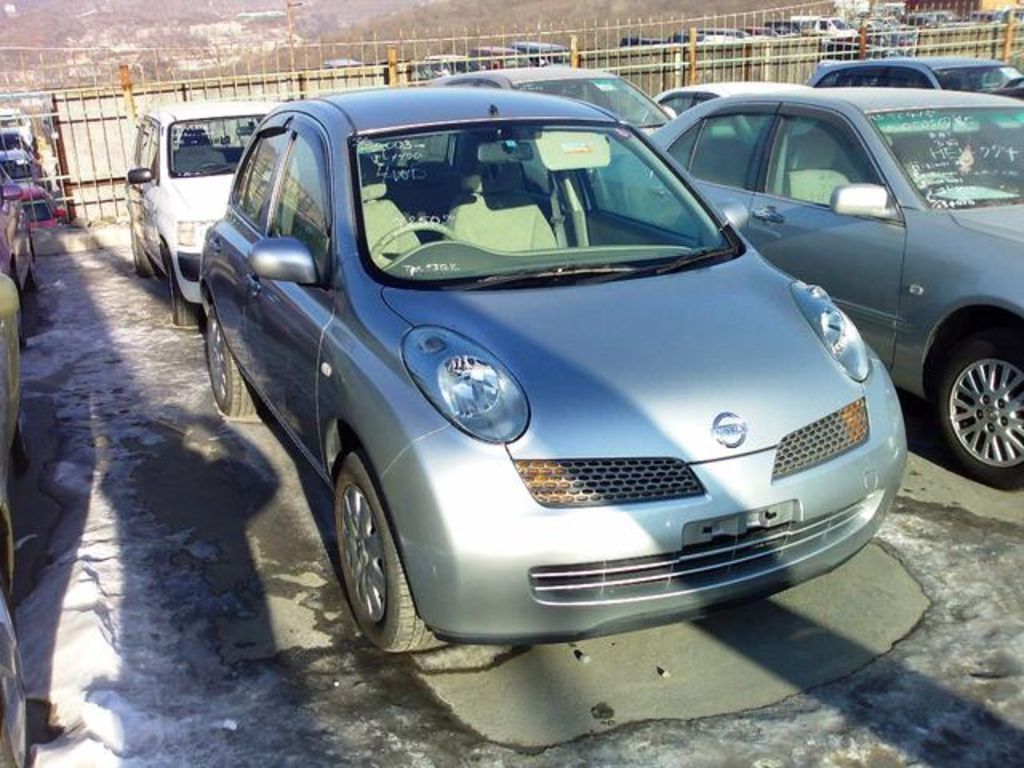 2003 Nissan March