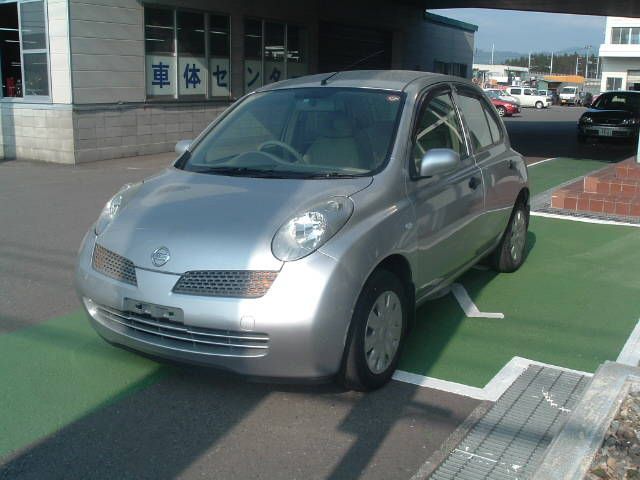 2003 Nissan March