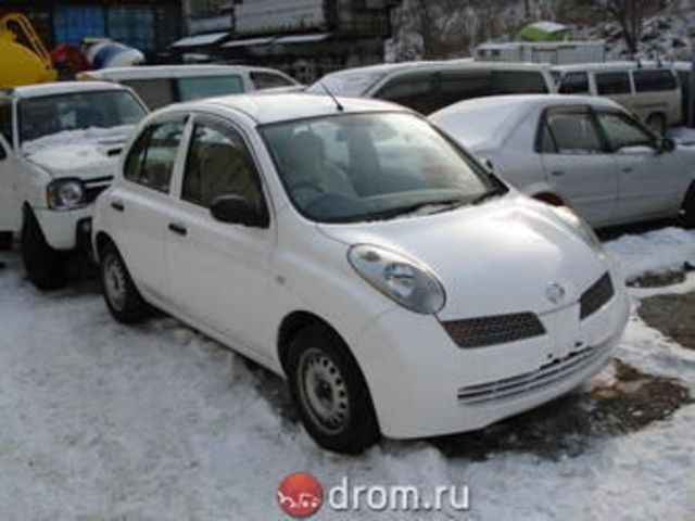 2003 Nissan March