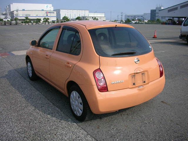 2003 Nissan March