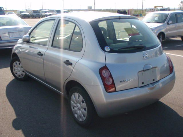 2003 Nissan March