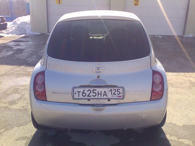 2003 Nissan March