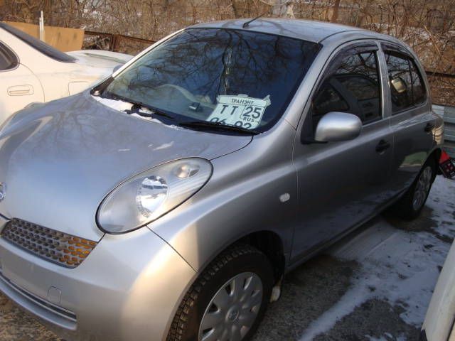 2003 Nissan March