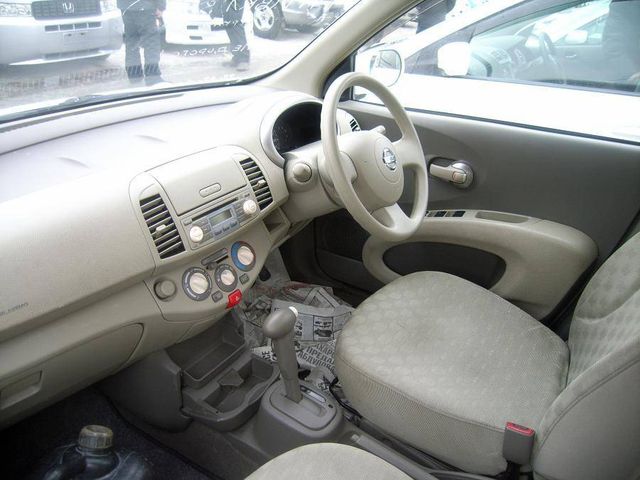 2003 Nissan March