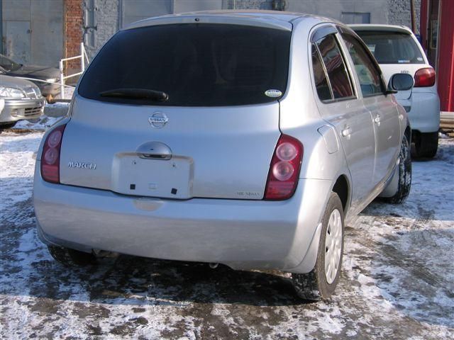 2003 Nissan March