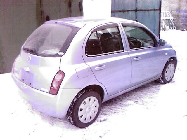 2003 Nissan March