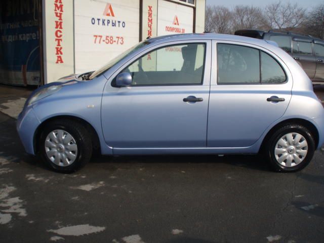 2003 Nissan March