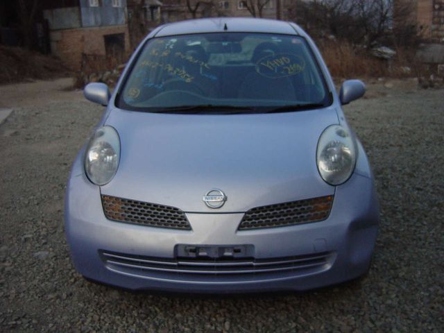 2003 Nissan March