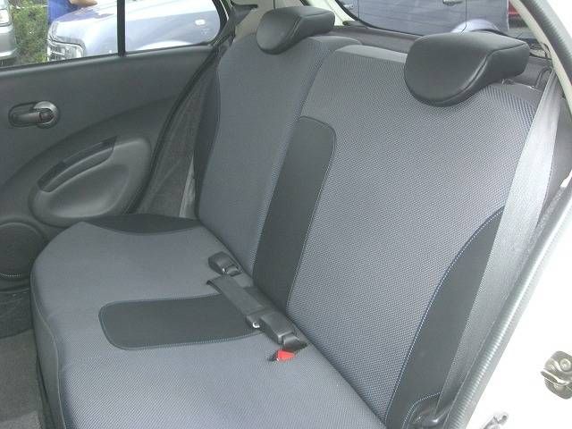 2003 Nissan March