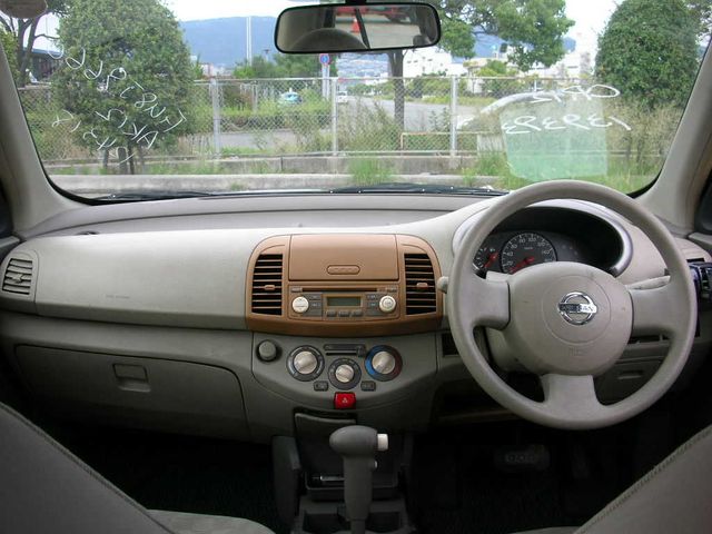2003 Nissan March