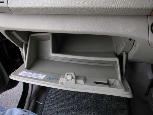 2003 Nissan March