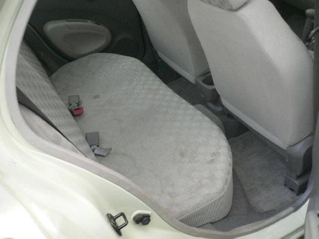 2003 Nissan March