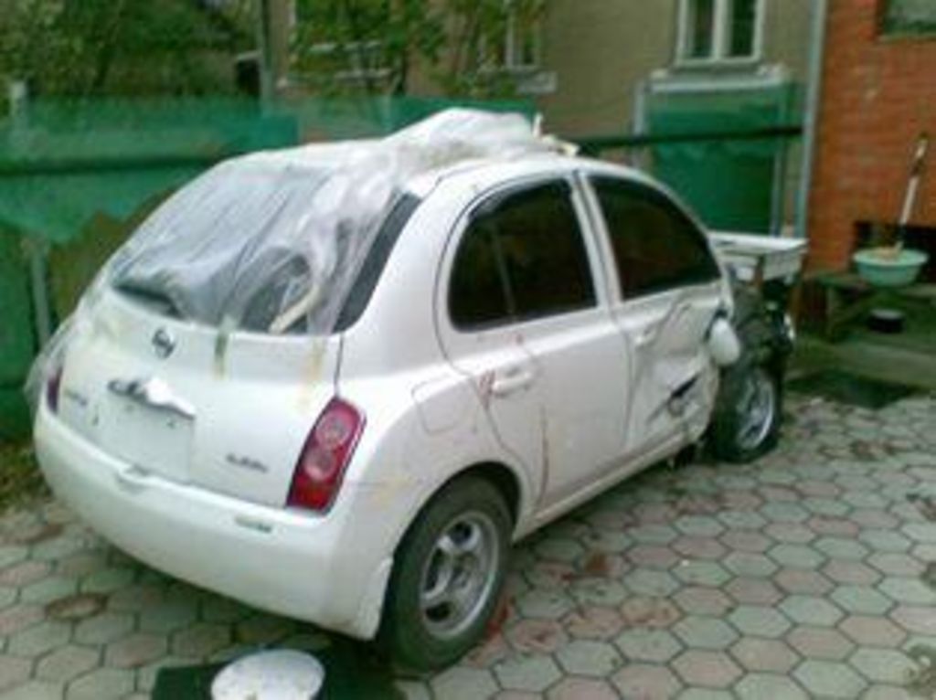 2003 Nissan March