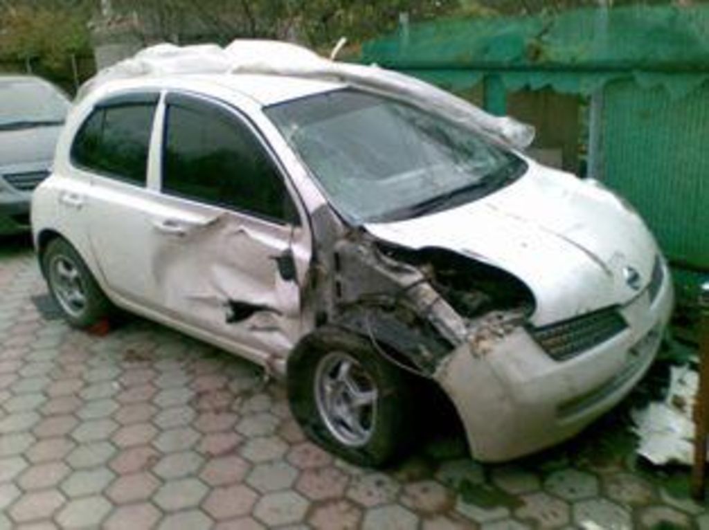 2003 Nissan March
