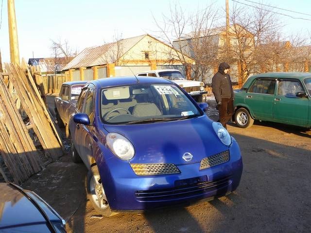 2003 Nissan March