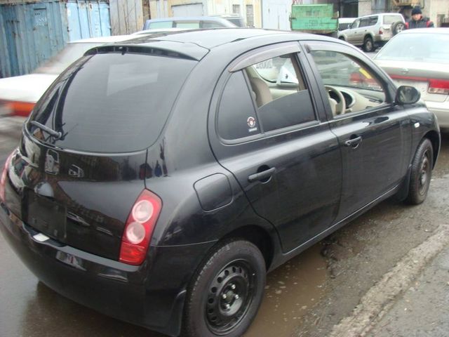 2003 Nissan March