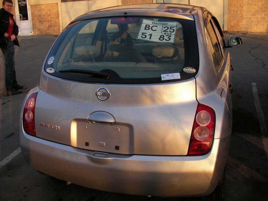 2003 Nissan March