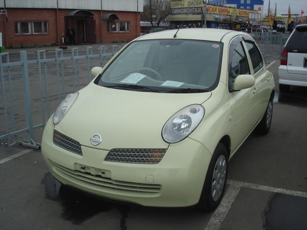 2003 Nissan March