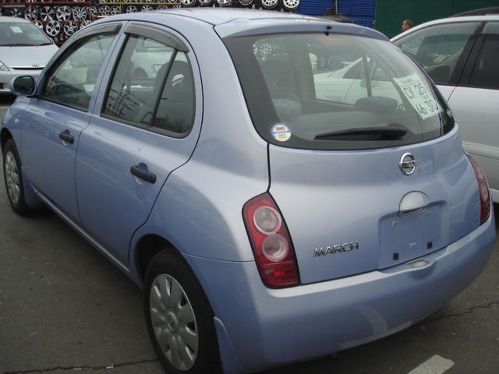 2003 Nissan March