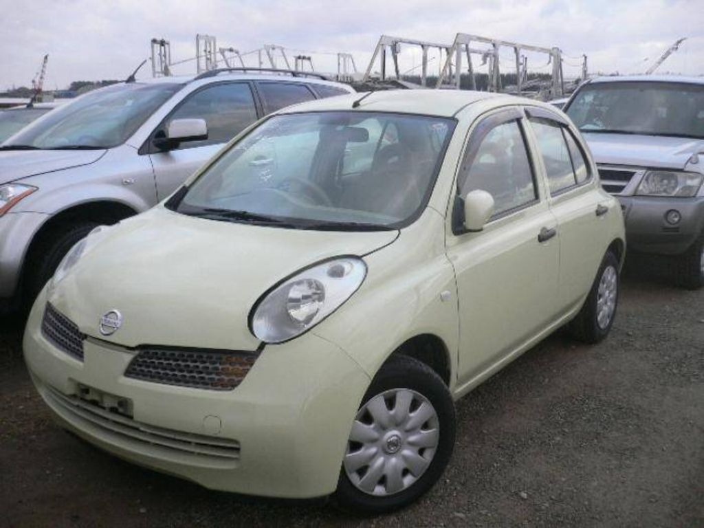 2003 Nissan March
