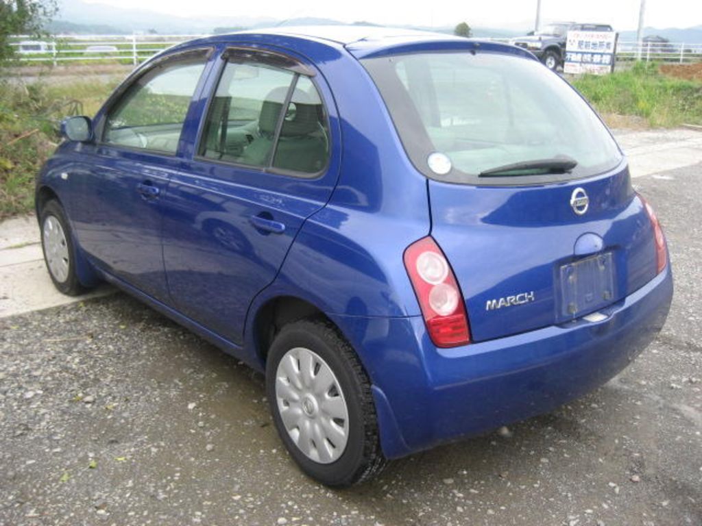2003 Nissan March