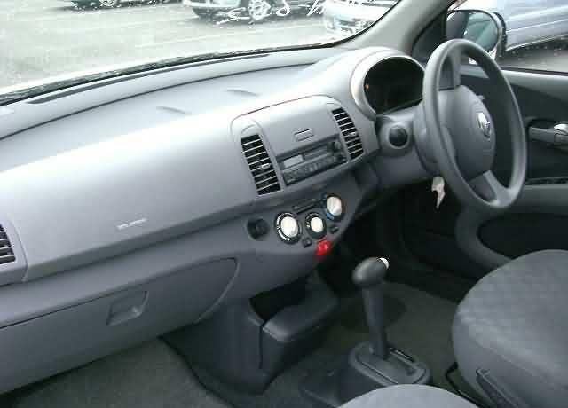 2003 Nissan March