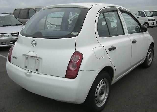 2003 Nissan March