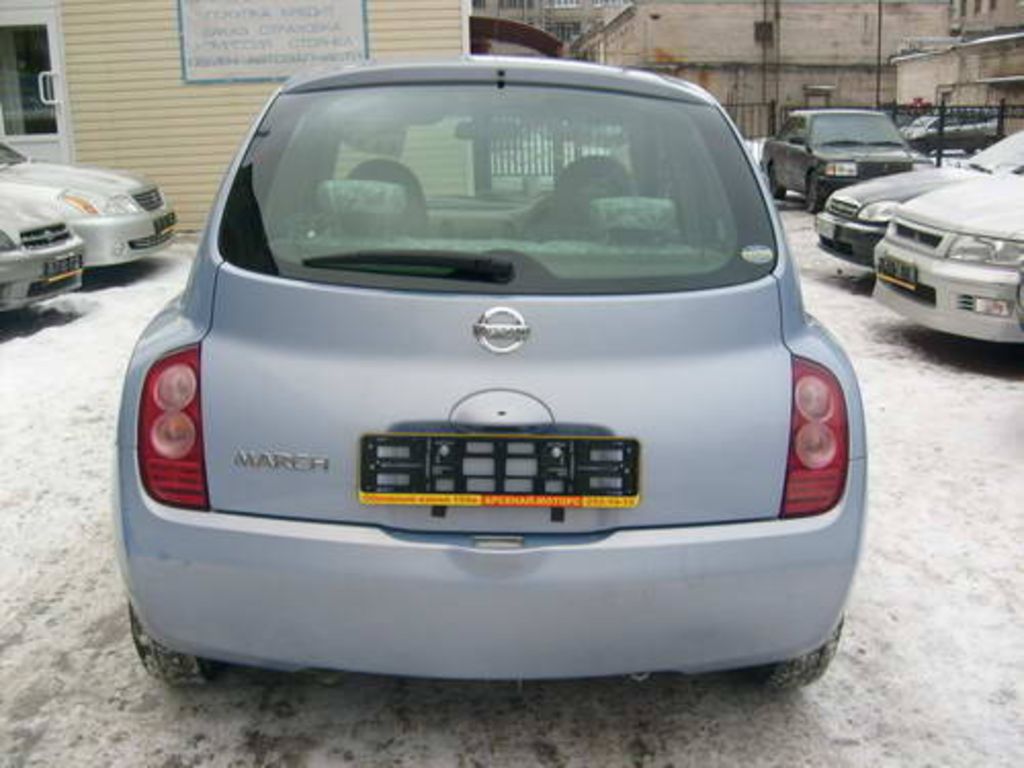 2003 Nissan March