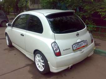 Nissan March
