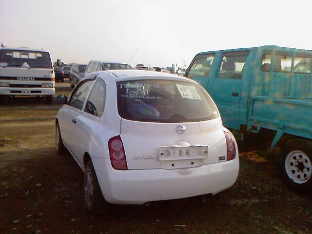 2003 Nissan March