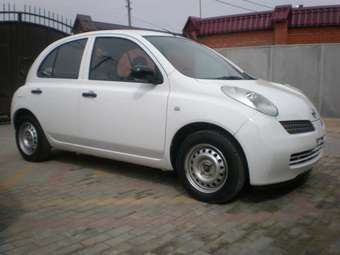 2003 Nissan March