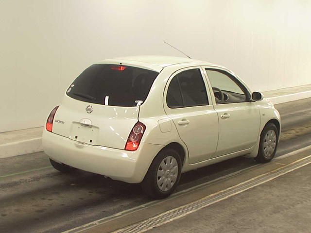 2003 Nissan March