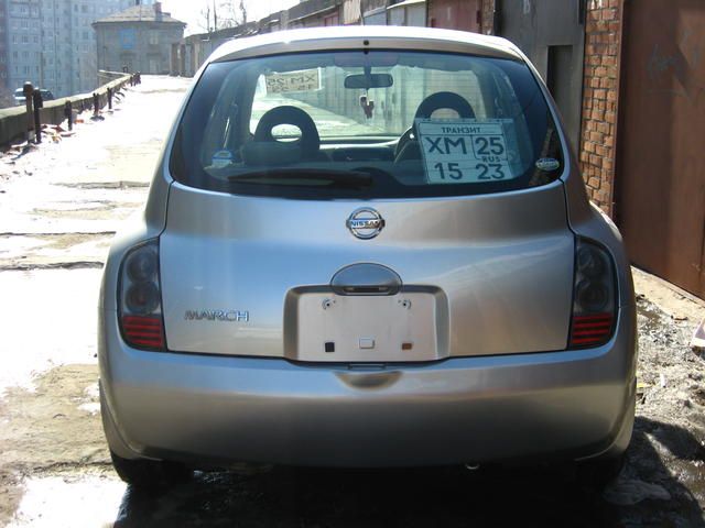 2003 Nissan March