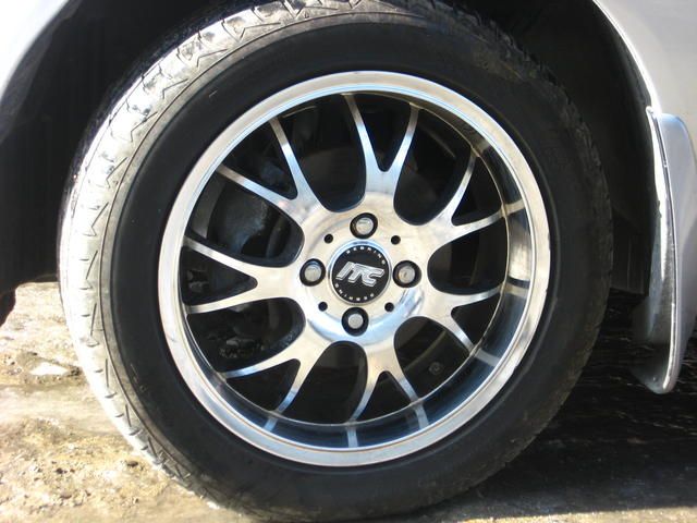 2003 Nissan March