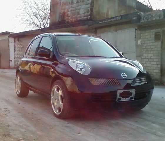 2003 Nissan March