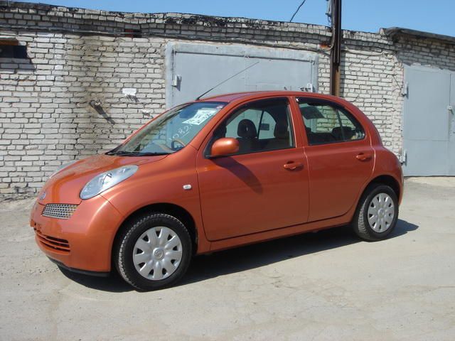 2003 Nissan March