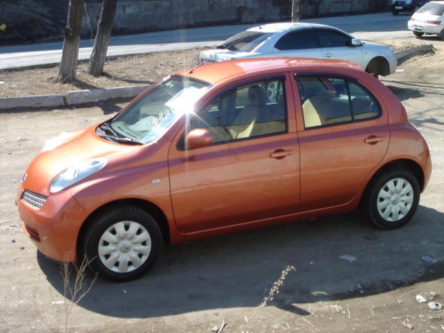 2003 Nissan March