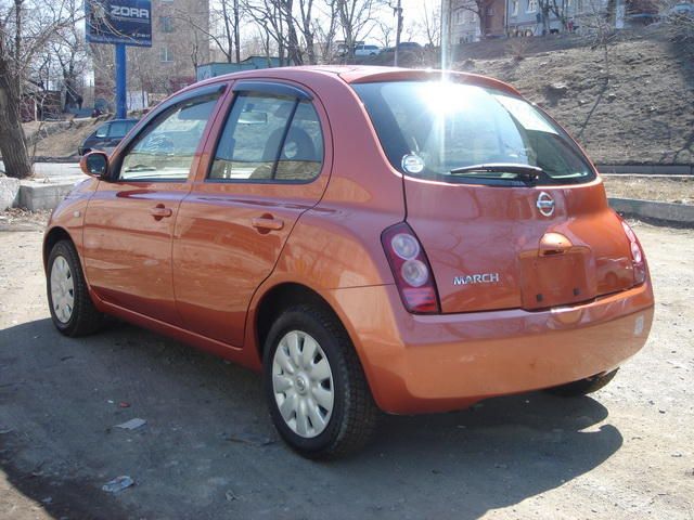 2003 Nissan March