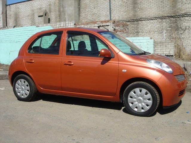 2003 Nissan March