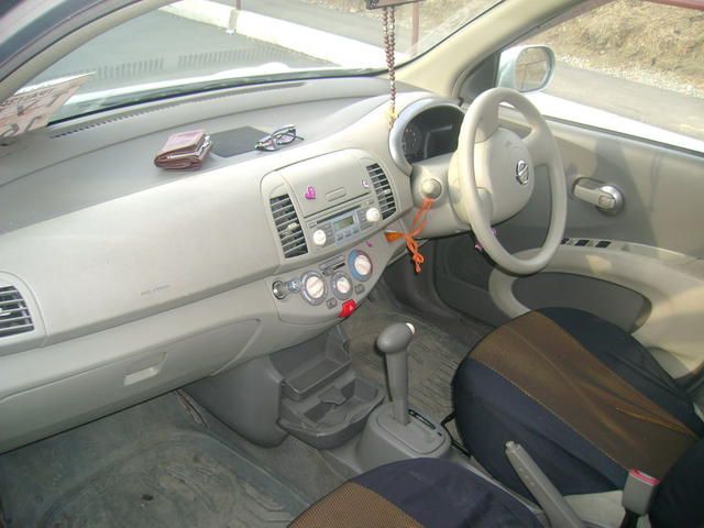 2003 Nissan March