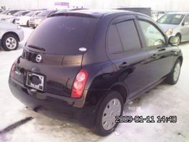 2003 Nissan March