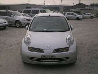 2003 Nissan March