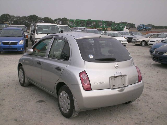 2003 Nissan March