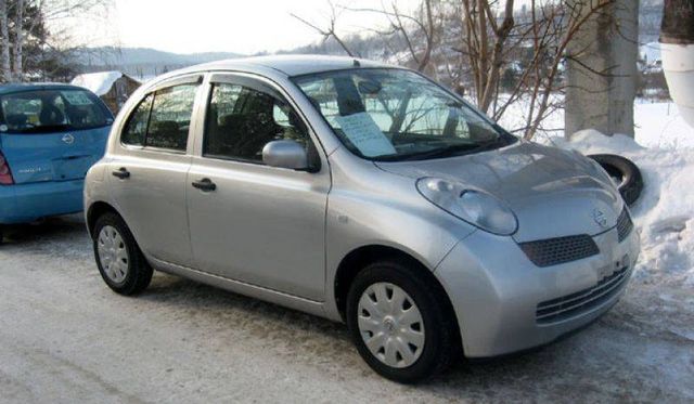 2003 Nissan March