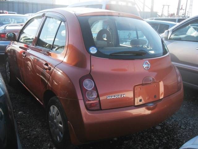 2003 Nissan March