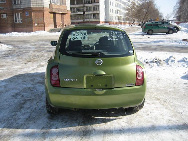 2003 Nissan March