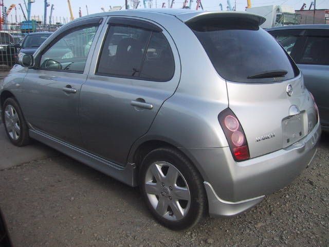 2003 Nissan March