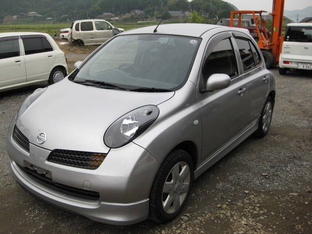 2003 Nissan March